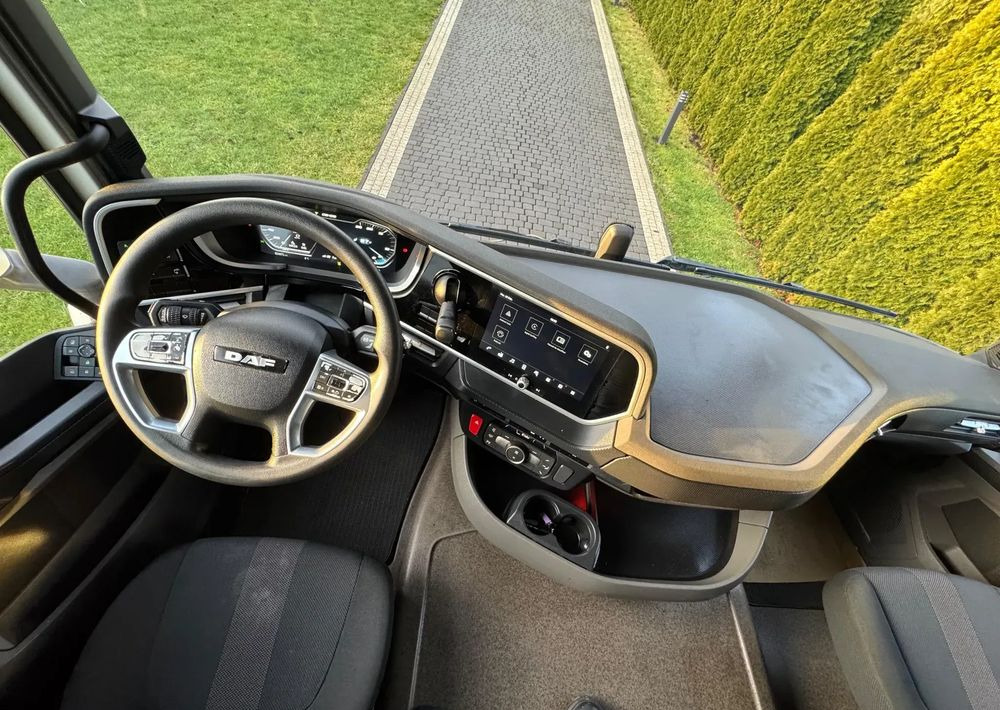 Sattelzugmaschine DAF XF 530 RETARDER PARK COOL: das Bild 12 Sattelzugmaschine DAF XF 530 RETARDER PARK COOL: das Bild 12