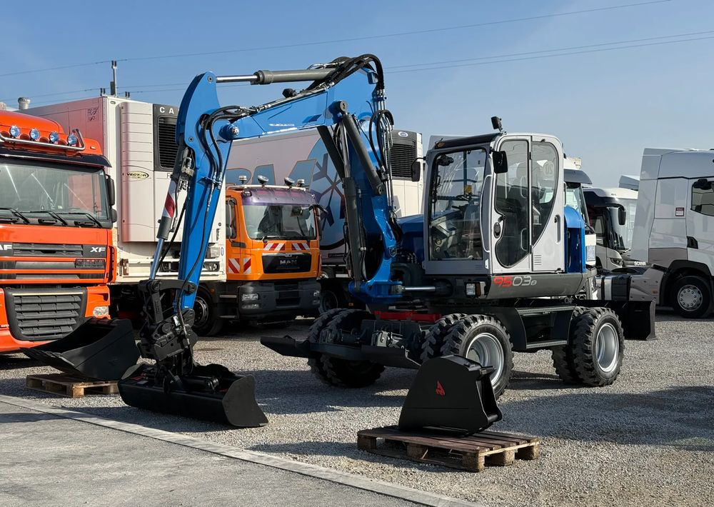 Wacker Neuson 9503-2 TRZY ŁYŻKI - Mobilbagger: das Bild 1 Wacker Neuson 9503-2 TRZY ŁYŻKI - Mobilbagger: das Bild 1