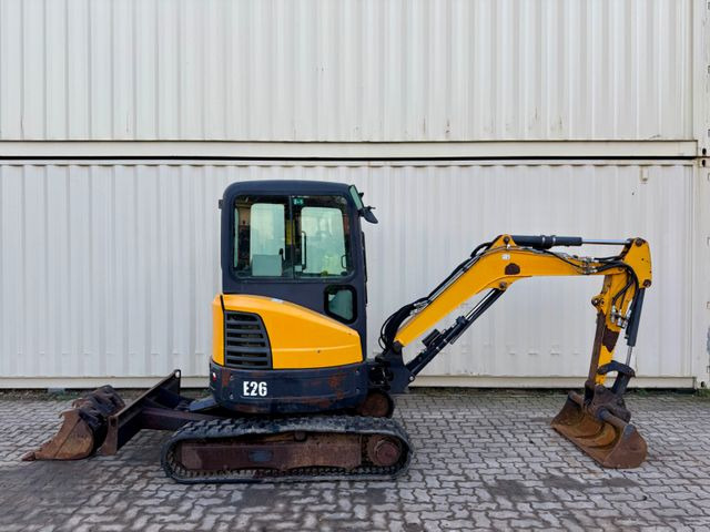 Bobcat E26 / 2016 BJ / 3 x Löffel / 3.905 H - Minibagger: das Bild 5 Bobcat E26 / 2016 BJ / 3 x Löffel / 3.905 H - Minibagger: das Bild 5