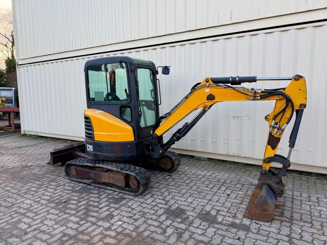 Bobcat E26 / 2016 BJ / 3 x Löffel / 3.905 H - Minibagger: das Bild 4 Bobcat E26 / 2016 BJ / 3 x Löffel / 3.905 H - Minibagger: das Bild 4