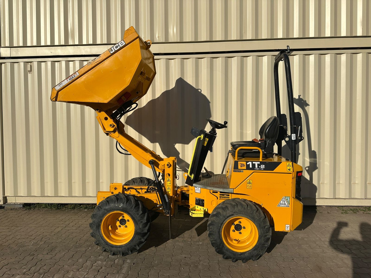 JCB 1T-2 High Tip Dumper, 598 Bh, 1.000 KG - Mini-Kipper: das Bild 5 JCB 1T-2 High Tip Dumper, 598 Bh, 1.000 KG - Mini-Kipper: das Bild 5