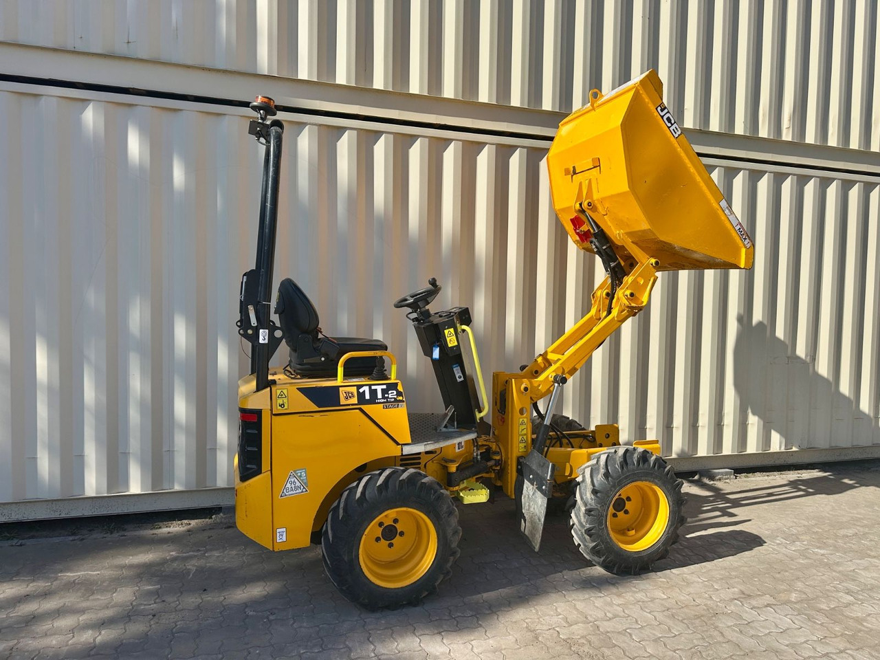 JCB 1T-2 High Tip Dumper, 676 Bh, 1.000 KG - Mini-Kipper: das Bild 4 JCB 1T-2 High Tip Dumper, 676 Bh, 1.000 KG - Mini-Kipper: das Bild 4
