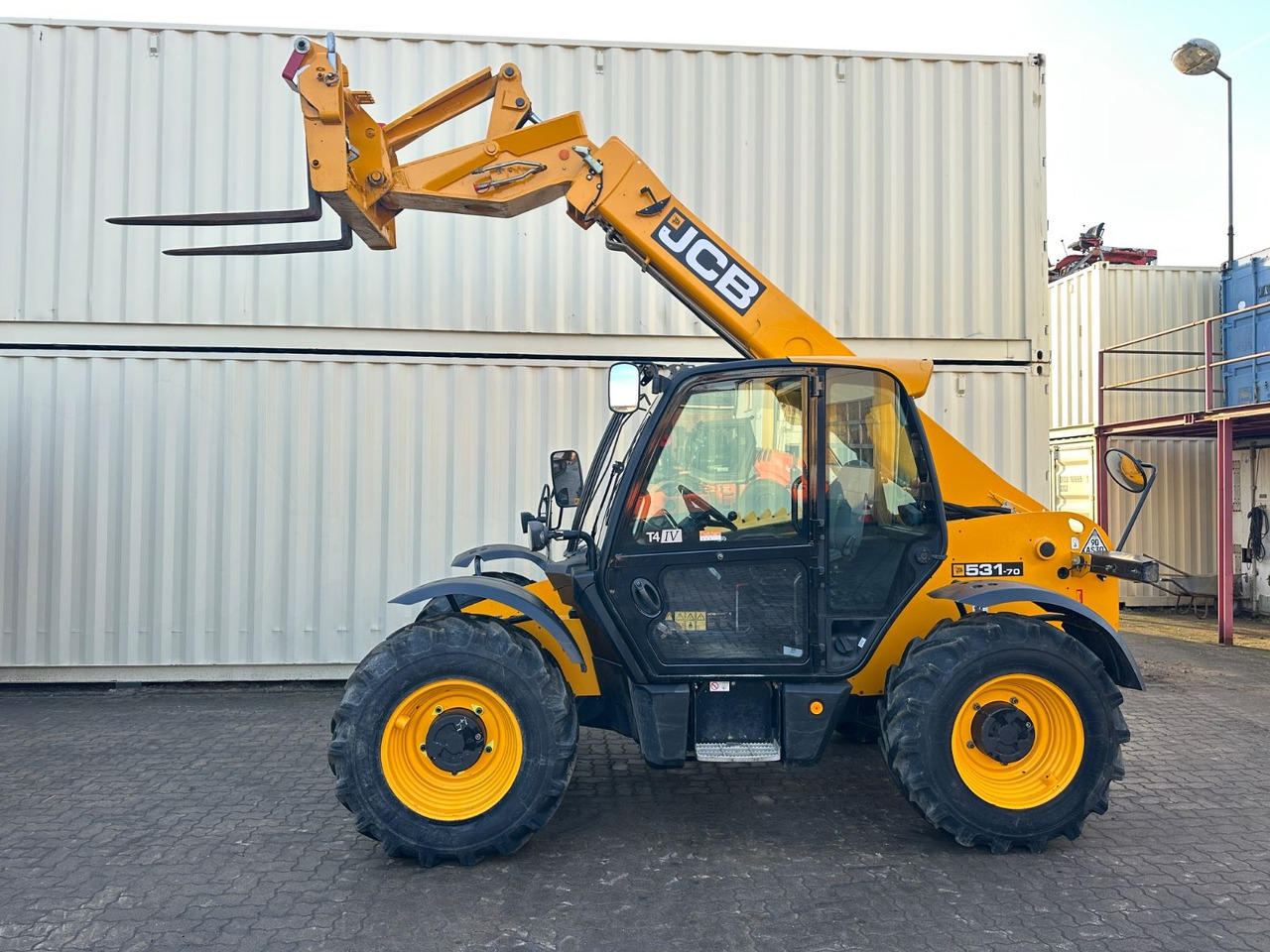 JCB 531-70 / 2018 BJ / 7 Meter / 3.1 Tonnen / 2.730H - Teleskoplader: das Bild 2 JCB 531-70 / 2018 BJ / 7 Meter / 3.1 Tonnen / 2.730H - Teleskoplader: das Bild 2