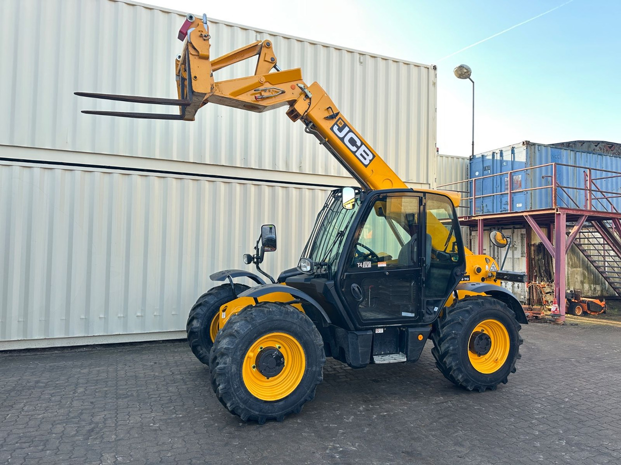 JCB 531-70 / 2018 BJ / 7 Meter / 3.1 Tonnen / 2.730H - Teleskoplader: das Bild 1 JCB 531-70 / 2018 BJ / 7 Meter / 3.1 Tonnen / 2.730H - Teleskoplader: das Bild 1