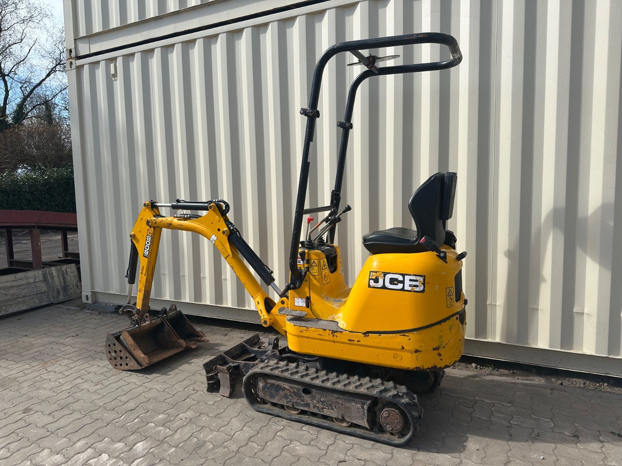 JCB 8008 CTS, 2019 BJ, 1.082 BH, 3 x Löffel - Minibagger: das Bild 3 JCB 8008 CTS, 2019 BJ, 1.082 BH, 3 x Löffel - Minibagger: das Bild 3