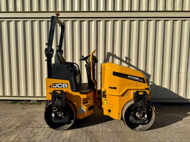 JCB CT260-120 / 2019 BJ / 751 H / 2.560 KG - Straßenwalze: das Bild 5 JCB CT260-120 / 2019 BJ / 751 H / 2.560 KG - Straßenwalze: das Bild 5