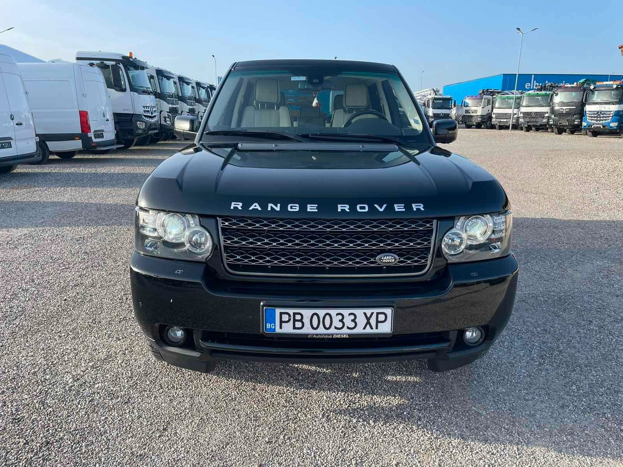 Land Rover Range Rover Vogue 4.4 TDV8 - SUV/ Geländewagen: das Bild 2 Land Rover Range Rover Vogue 4.4 TDV8 - SUV/ Geländewagen: das Bild 2