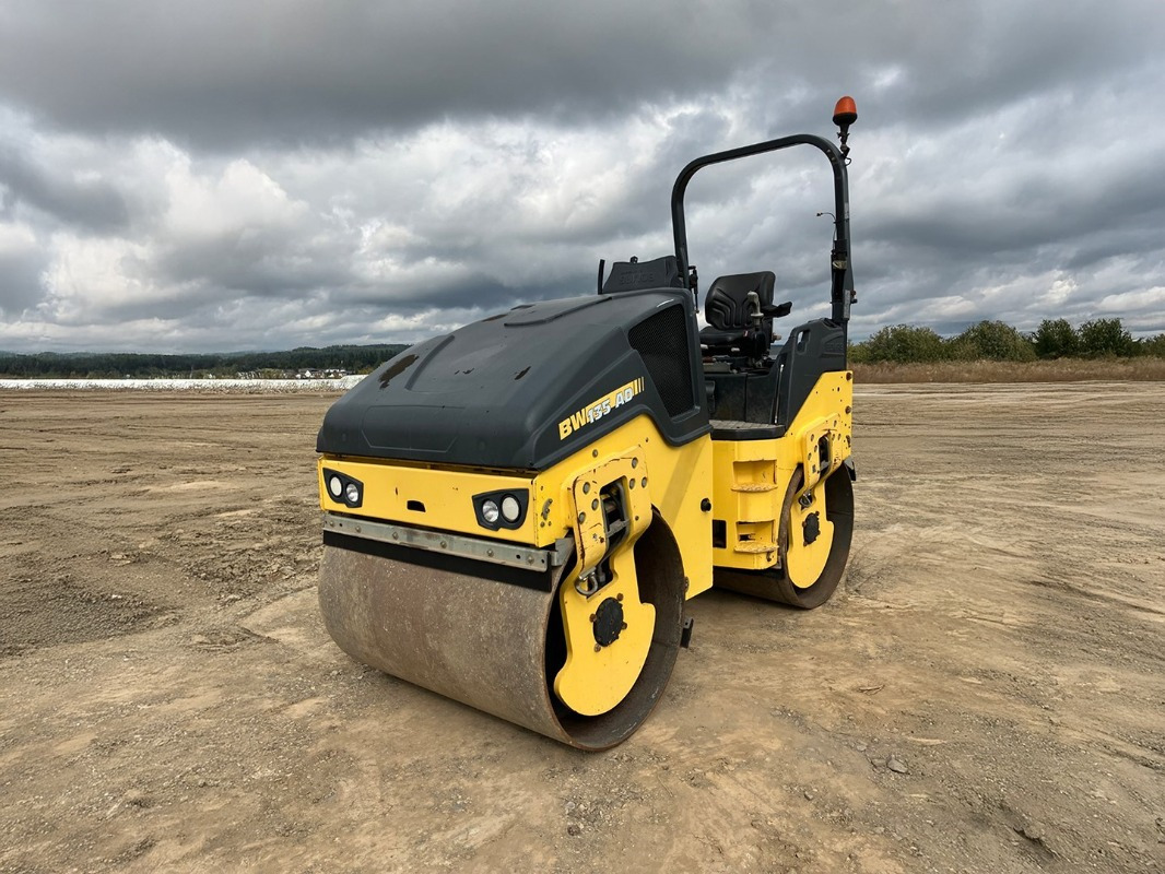 BOMAG DE BW 135 AD-5 Stage IIIa/Tier 4i - Walzen: das Bild 1 BOMAG DE BW 135 AD-5 Stage IIIa/Tier 4i - Walzen: das Bild 1