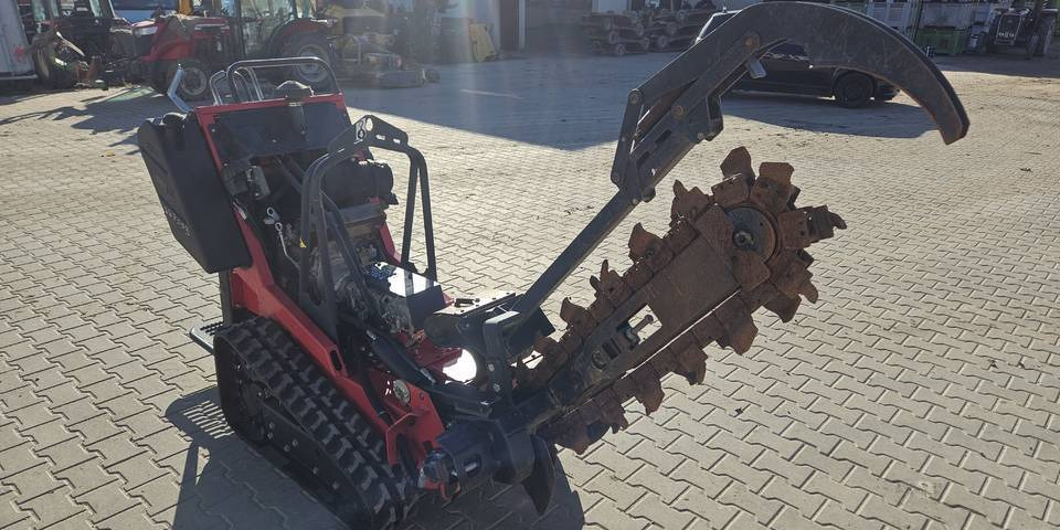 Koparka łańcuchowa Barreto 20RTK E2024TK baretto - Grabenbagger/ Grabenfräse: das Bild 4 Koparka łańcuchowa Barreto 20RTK E2024TK baretto - Grabenbagger/ Grabenfräse: das Bild 4