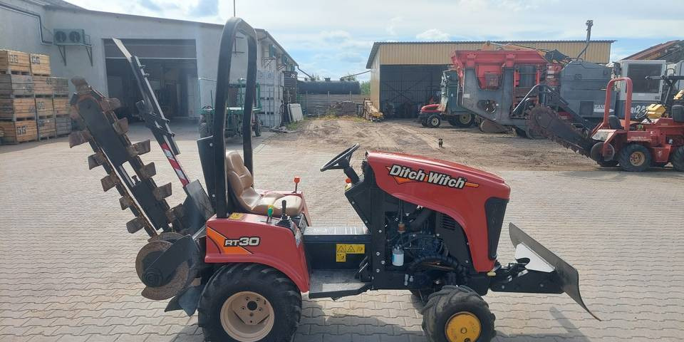 Koparka łańcuchowa Ditch Witch RT30 - Grabenbagger/ Grabenfräse: das Bild 5 Koparka łańcuchowa Ditch Witch RT30 - Grabenbagger/ Grabenfräse: das Bild 5