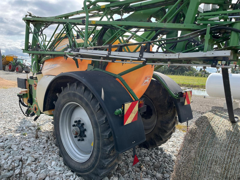 Amazone UX 4200 Special - Pflanzenschutzspritze: das Bild 3 Amazone UX 4200 Special - Pflanzenschutzspritze: das Bild 3