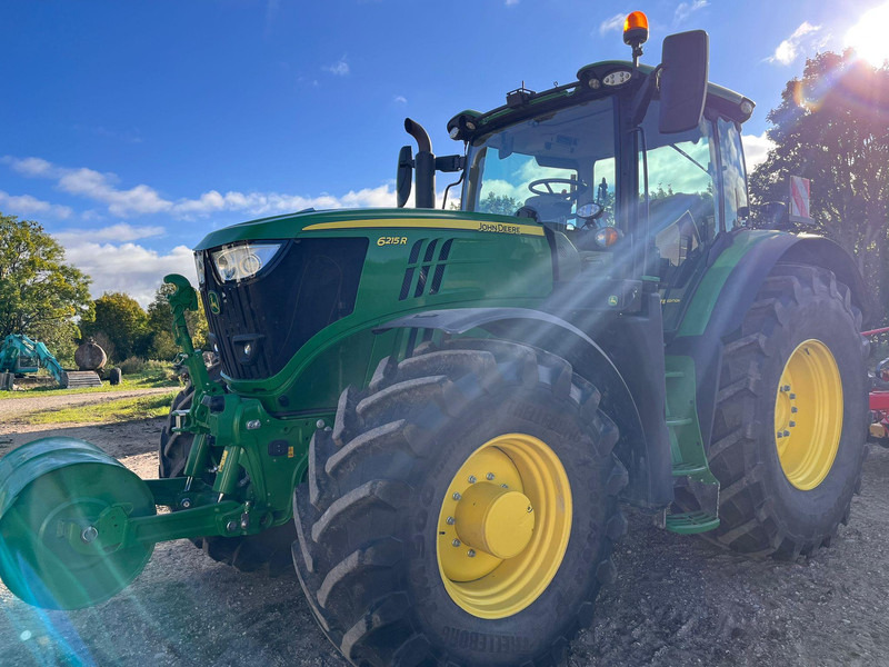 John Deere 6215R Autopowr - Traktor: das Bild 3 John Deere 6215R Autopowr - Traktor: das Bild 3