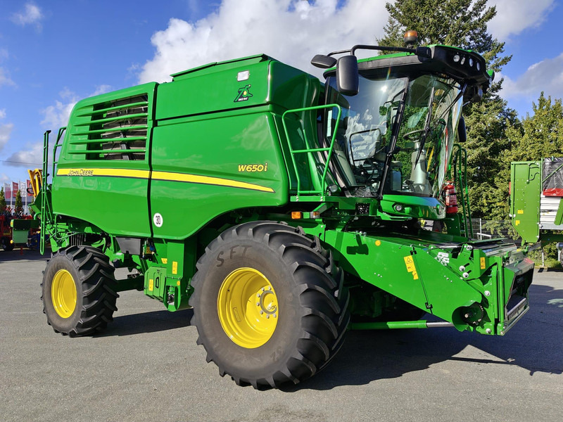 John Deere W650 i 722X - Mähdrescher: das Bild 1 John Deere W650 i 722X - Mähdrescher: das Bild 1