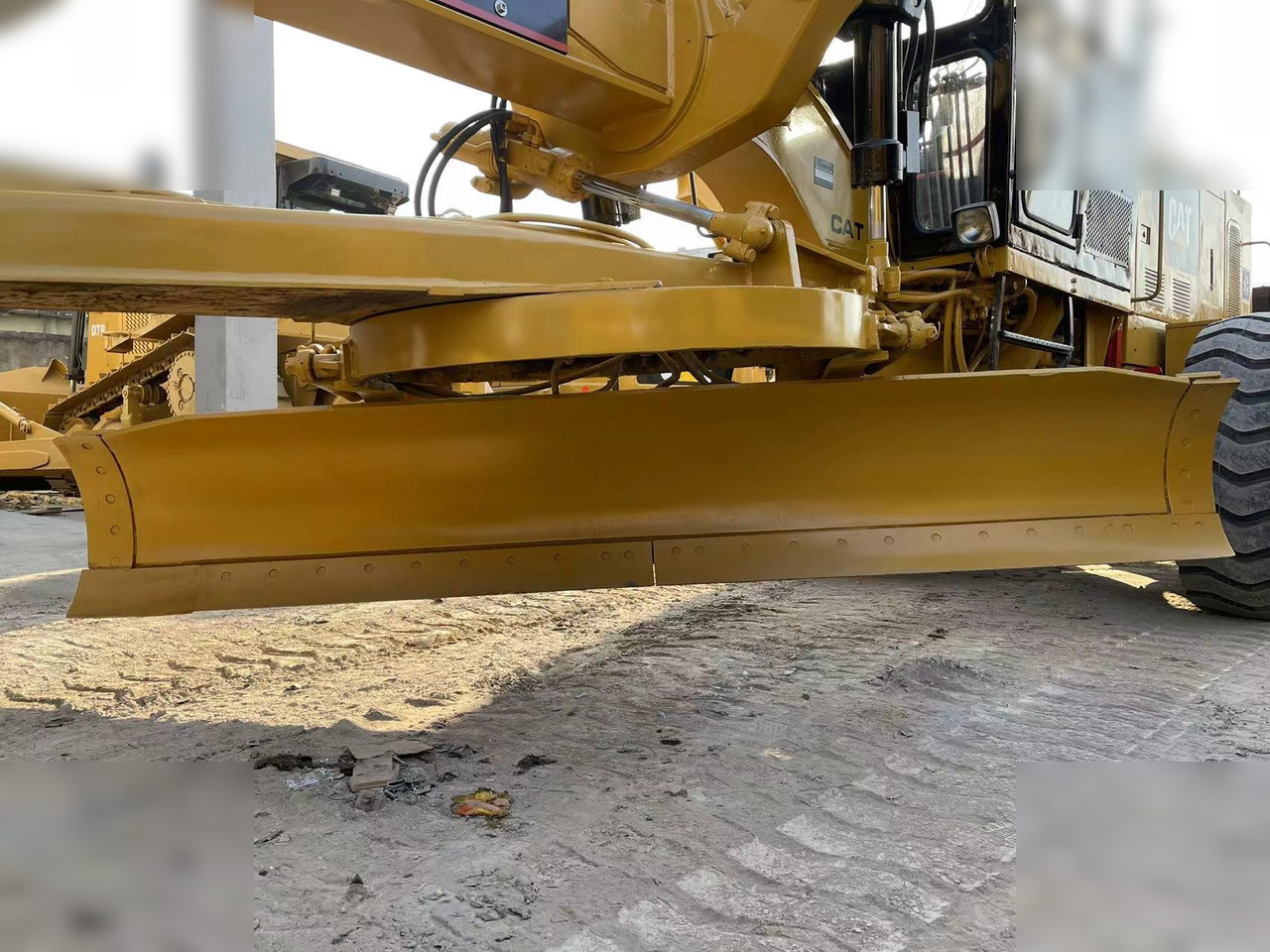 CATERPILLAR 140H - Grader: das Bild 5 CATERPILLAR 140H - Grader: das Bild 5