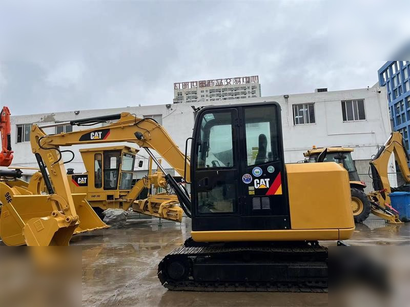 CATERPILLAR 305.5E2 - Minibagger: das Bild 3 CATERPILLAR 305.5E2 - Minibagger: das Bild 3