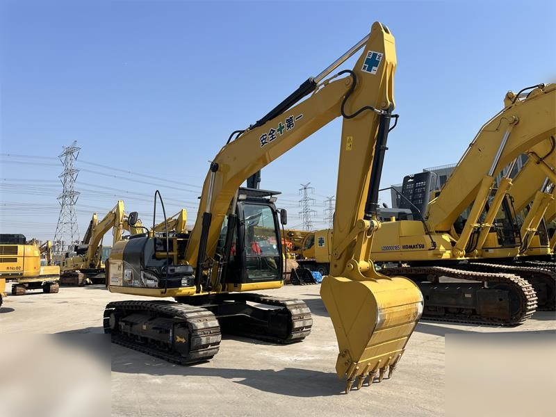 CATERPILLAR 312D2 GC - Kettenbagger: das Bild 3 CATERPILLAR 312D2 GC - Kettenbagger: das Bild 3