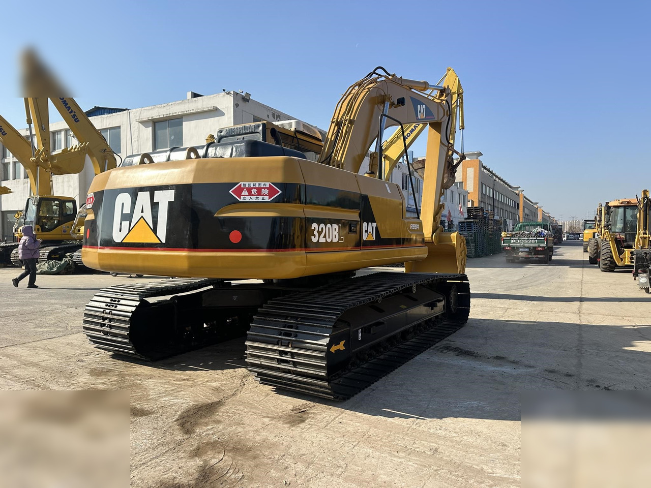 CATERPILLAR 320BL - Kettenbagger: das Bild 3 CATERPILLAR 320BL - Kettenbagger: das Bild 3