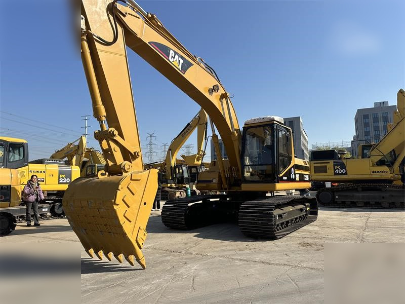 CATERPILLAR 320BL - Kettenbagger: das Bild 5 CATERPILLAR 320BL - Kettenbagger: das Bild 5