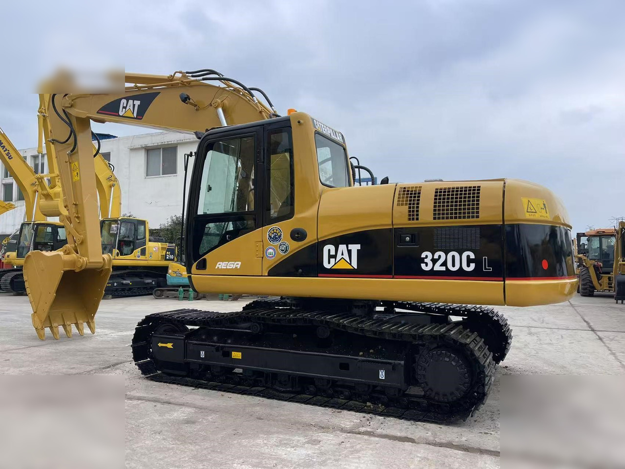 CATERPILLAR 320C - Kettenbagger: das Bild 2 CATERPILLAR 320C - Kettenbagger: das Bild 2