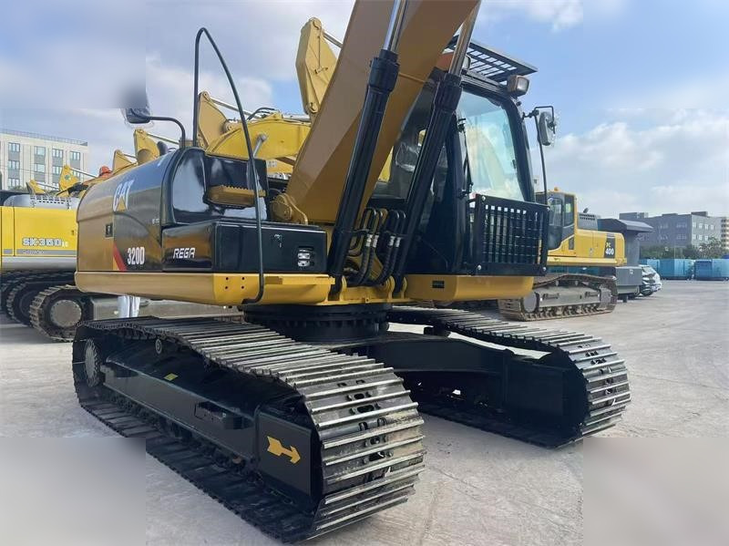 Kettenbagger CATERPILLAR 320D: das Bild 7