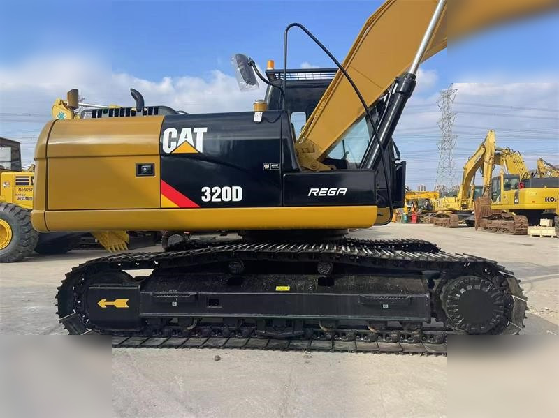 Kettenbagger CATERPILLAR 320D: das Bild 6
