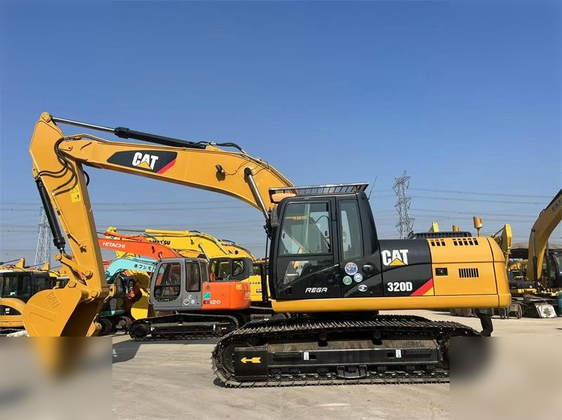 CATERPILLAR 320D - Kettenbagger: das Bild 1 CATERPILLAR 320D - Kettenbagger: das Bild 1