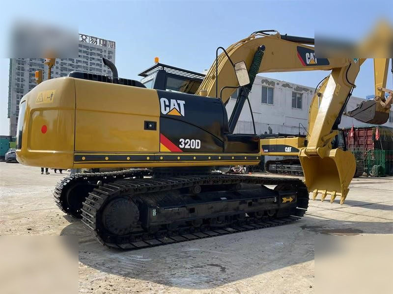 CATERPILLAR 320D - Kettenbagger: das Bild 3 CATERPILLAR 320D - Kettenbagger: das Bild 3