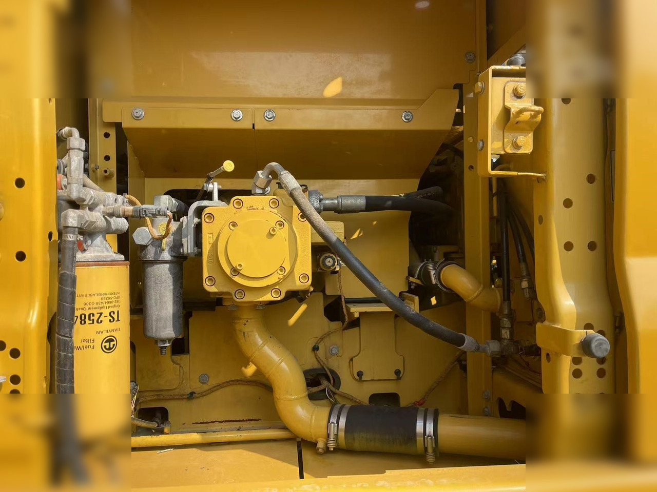 CATERPILLAR 320GC - Kettenbagger: das Bild 5 CATERPILLAR 320GC - Kettenbagger: das Bild 5
