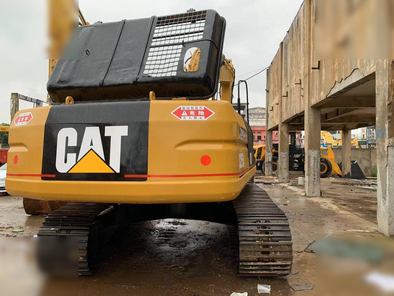 CATERPILLAR 325BL - Kettenbagger: das Bild 2 CATERPILLAR 325BL - Kettenbagger: das Bild 2