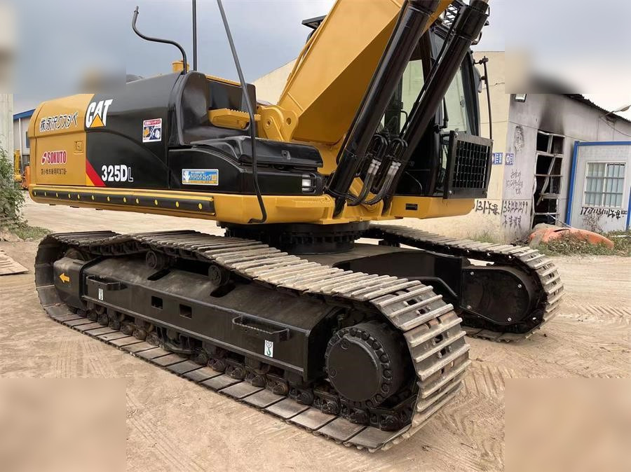 CATERPILLAR 325DL - Kettenbagger: das Bild 4 CATERPILLAR 325DL - Kettenbagger: das Bild 4