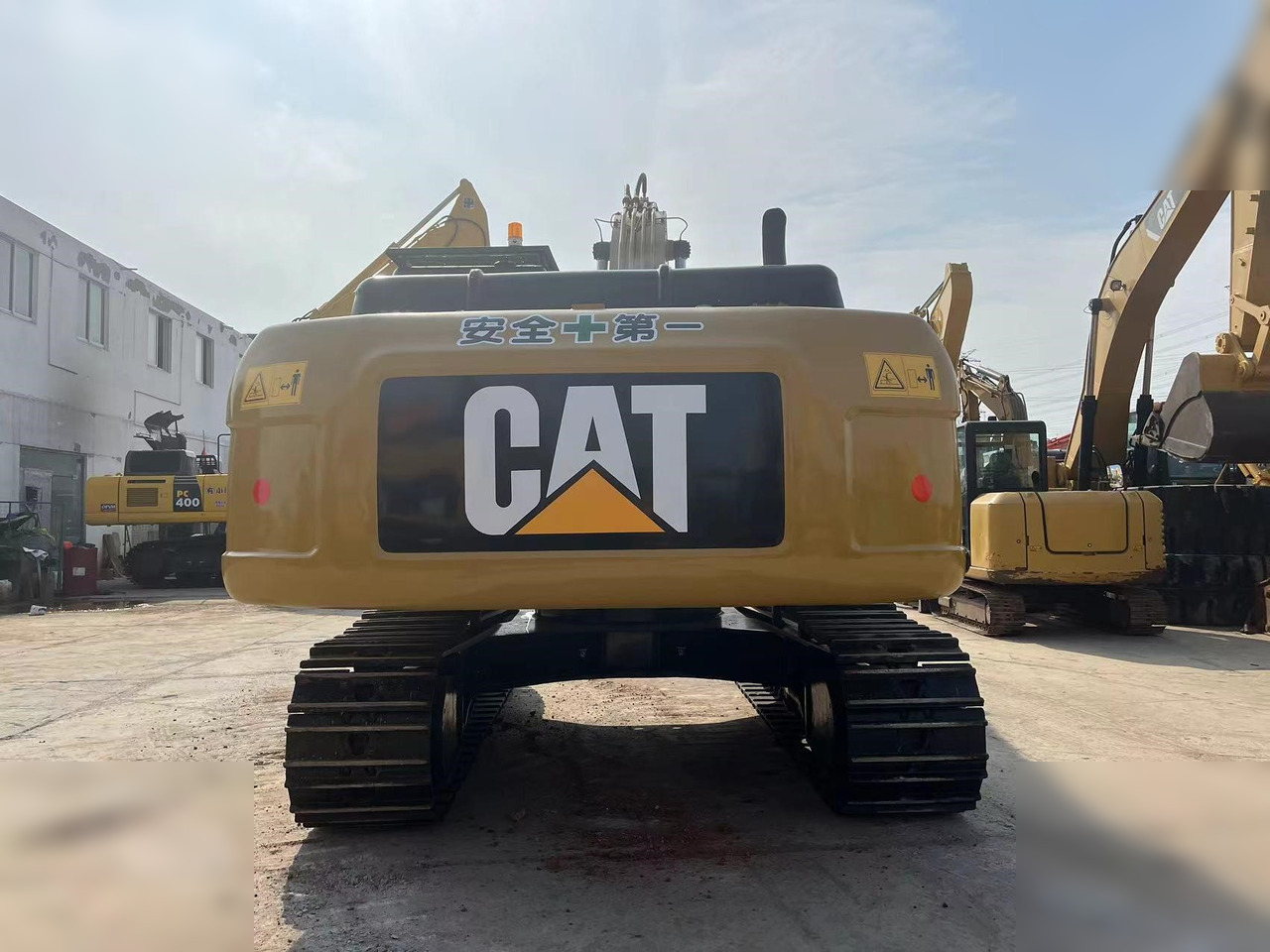 CATERPILLAR 325DL - Kettenbagger: das Bild 4 CATERPILLAR 325DL - Kettenbagger: das Bild 4