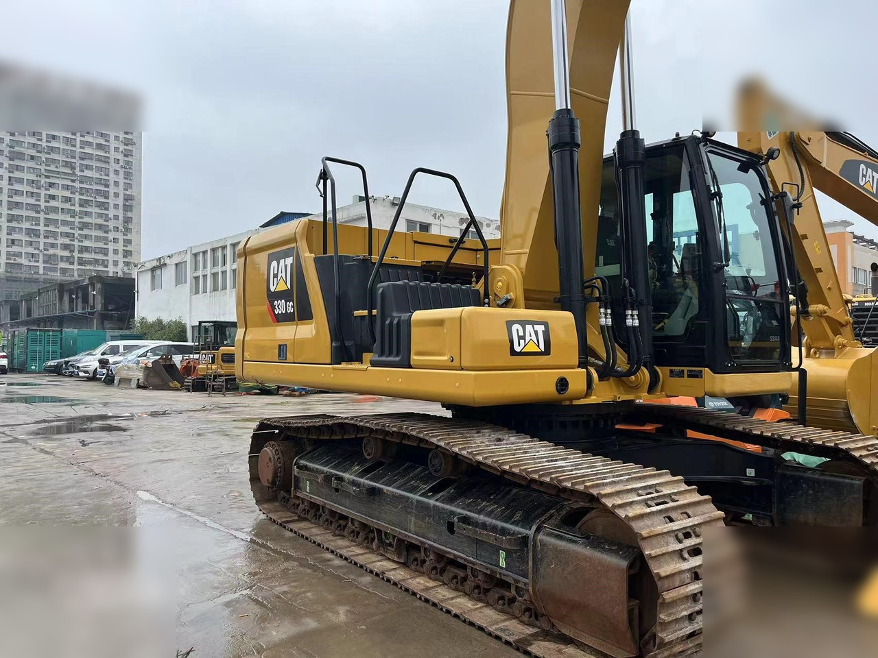 CATERPILLAR 330GC - Kettenbagger: das Bild 3 CATERPILLAR 330GC - Kettenbagger: das Bild 3