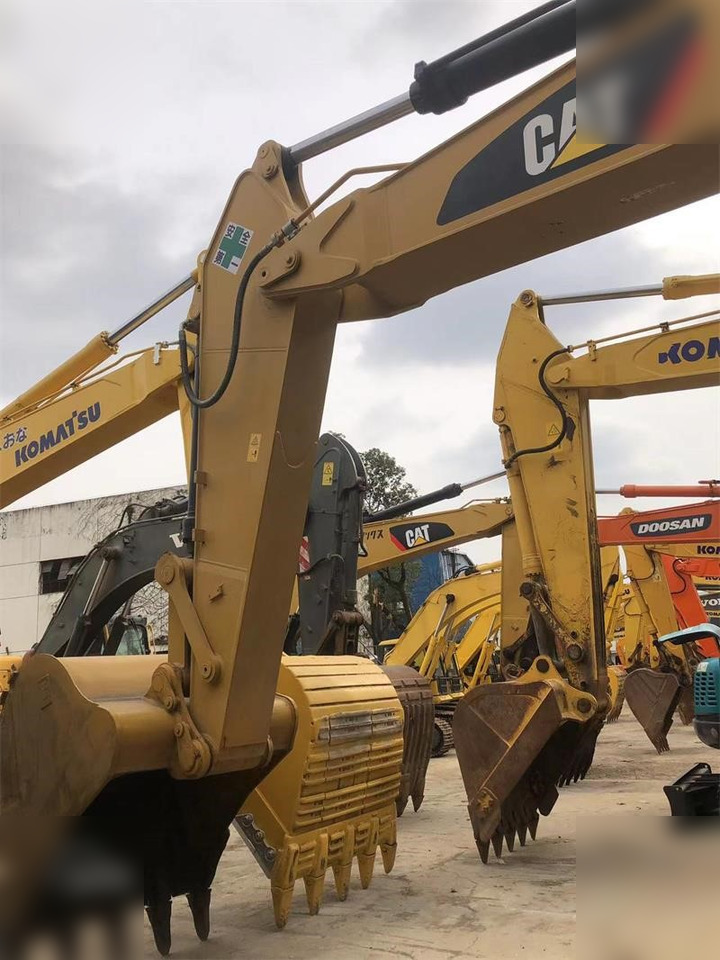 CATERPILLAR 336D2 - Kettenbagger: das Bild 4 CATERPILLAR 336D2 - Kettenbagger: das Bild 4