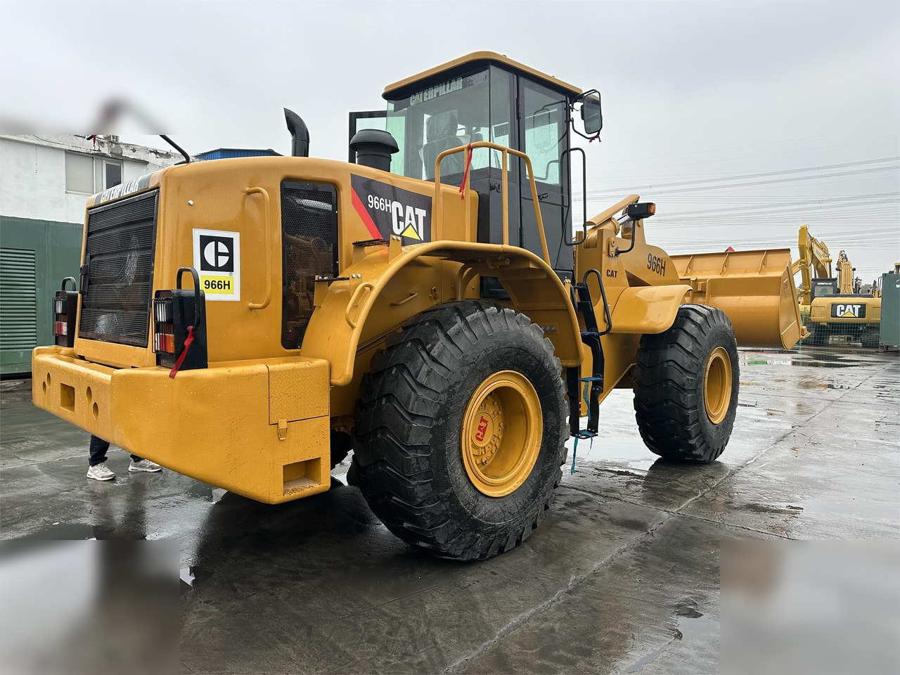 CATERPILLAR 966H - Radlader: das Bild 4 CATERPILLAR 966H - Radlader: das Bild 4