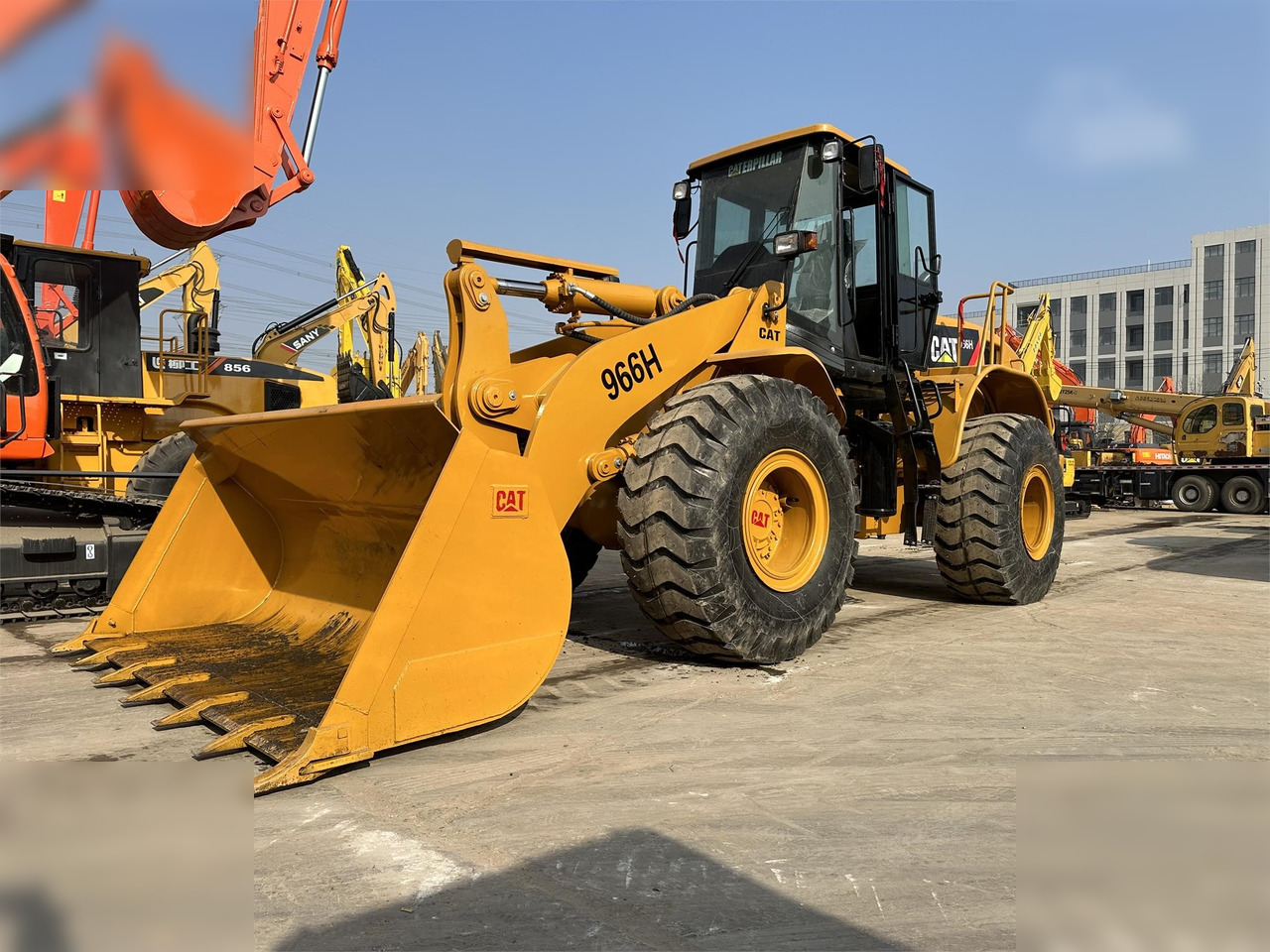 CATERPILLAR 966H - Radlader: das Bild 4 CATERPILLAR 966H - Radlader: das Bild 4
