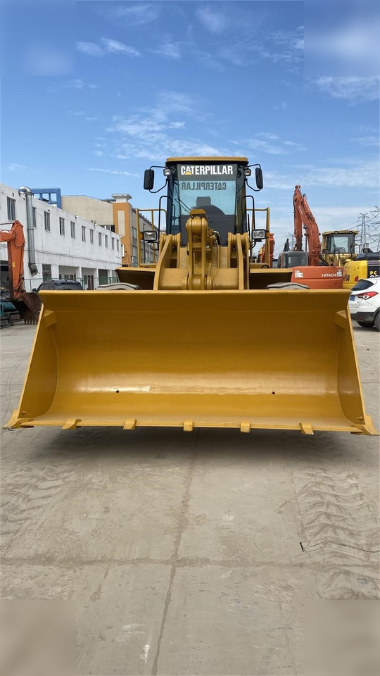 CATERPILLAR 966L - Radlader: das Bild 4 CATERPILLAR 966L - Radlader: das Bild 4