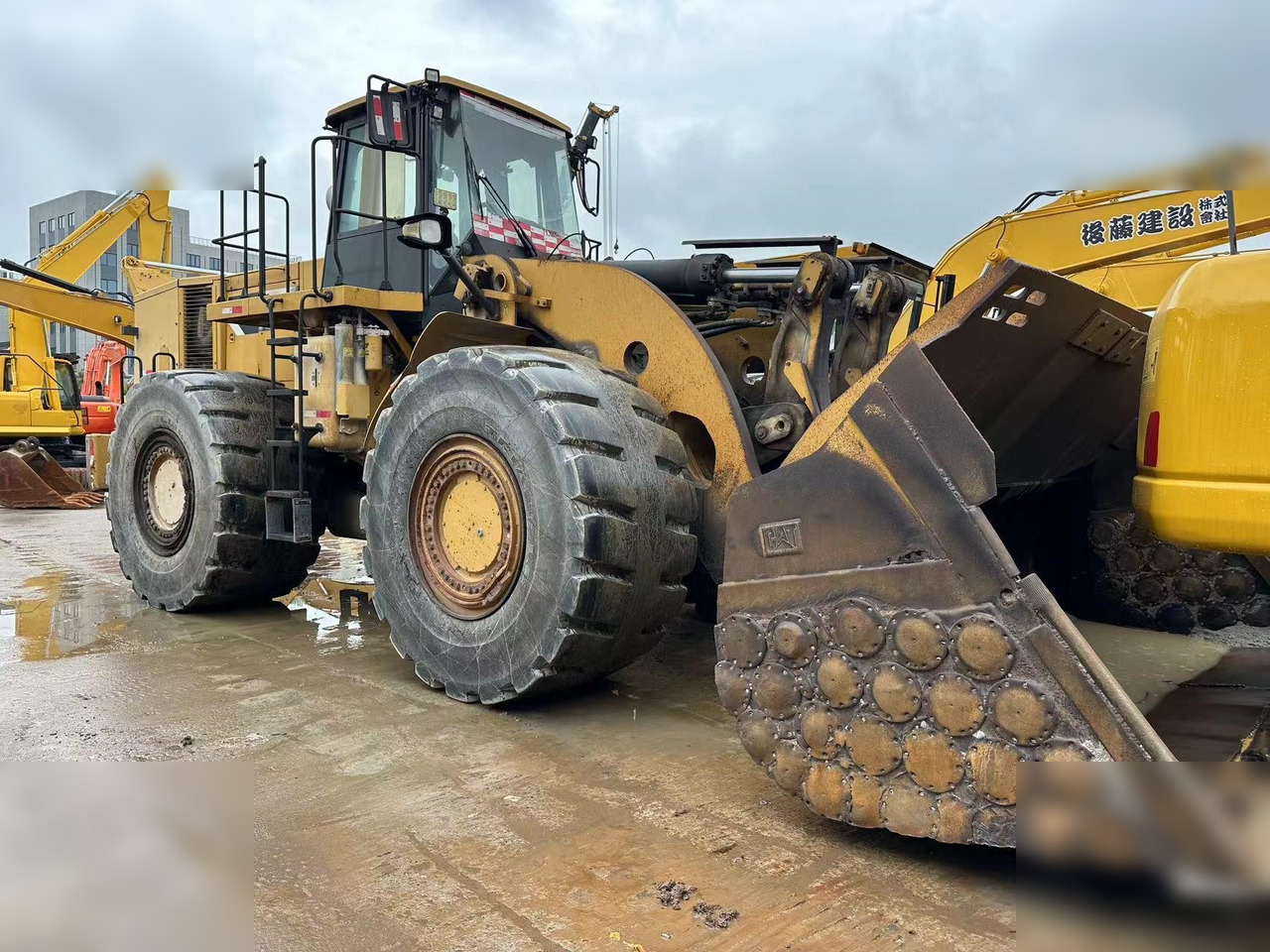 CATERPILLAR 986H - Radlader: das Bild 4 CATERPILLAR 986H - Radlader: das Bild 4