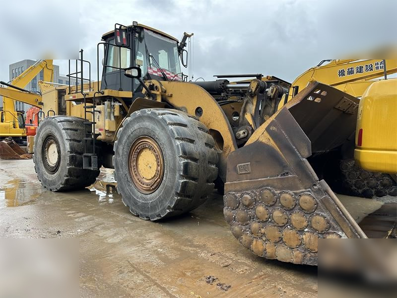 CATERPILLAR 986H - Radlader: das Bild 2 CATERPILLAR 986H - Radlader: das Bild 2