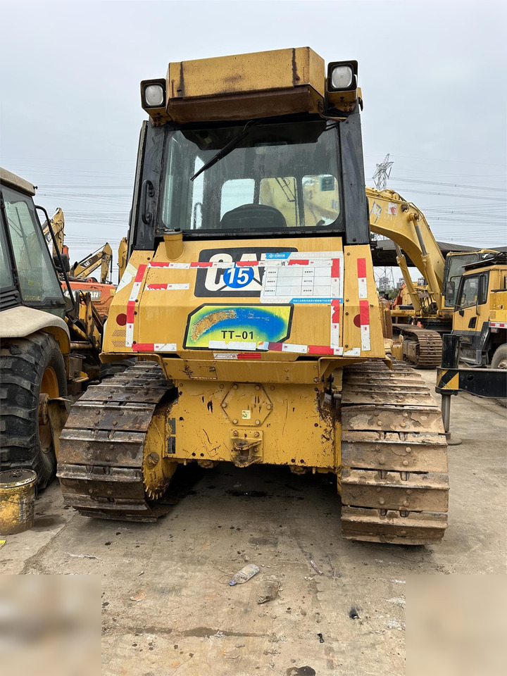 CATERPILLAR D6G2 XL - Bulldozer: das Bild 2 CATERPILLAR D6G2 XL - Bulldozer: das Bild 2
