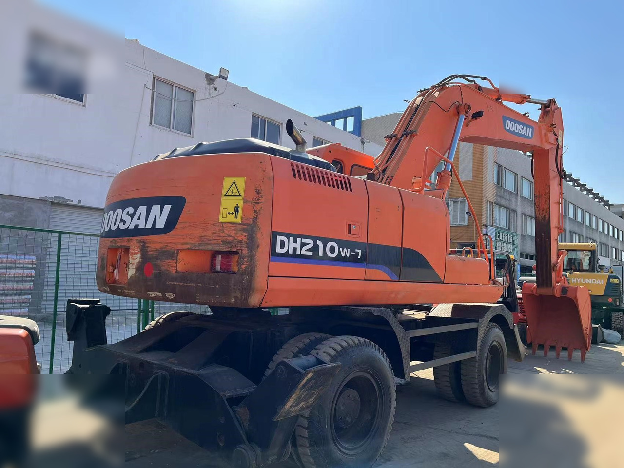 DOOSAN DH210W-7 - Mobilbagger: das Bild 2 DOOSAN DH210W-7 - Mobilbagger: das Bild 2