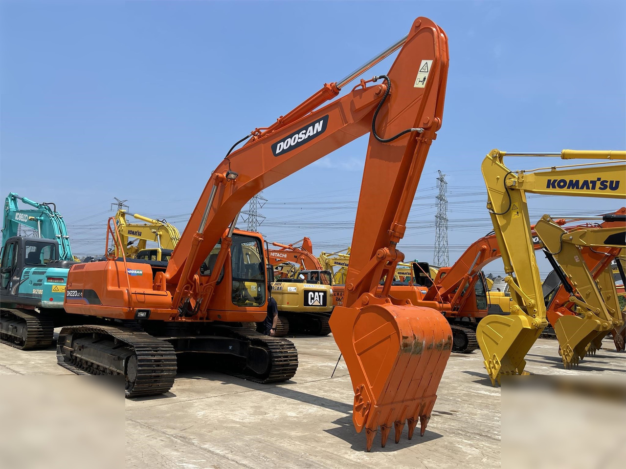 DOOSAN DH220 LC-7 - Kettenbagger: das Bild 5 DOOSAN DH220 LC-7 - Kettenbagger: das Bild 5