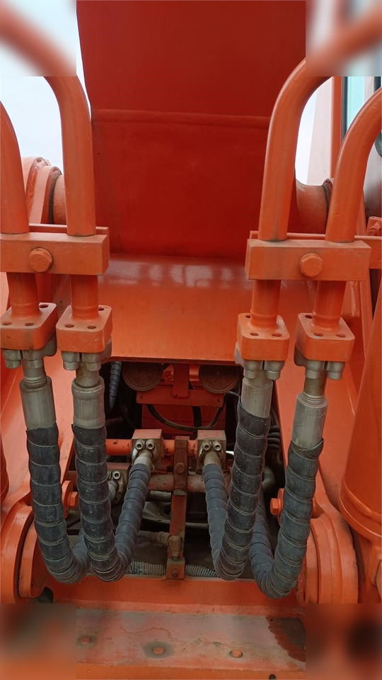 DOOSAN DH220 LC-7 - Kettenbagger: das Bild 5 DOOSAN DH220 LC-7 - Kettenbagger: das Bild 5