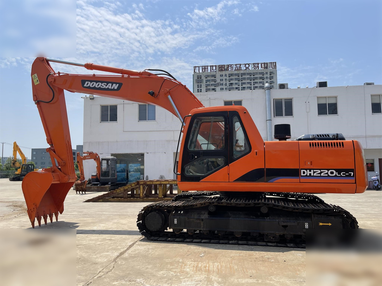 DOOSAN DH220 LC-7 - Kettenbagger: das Bild 1 DOOSAN DH220 LC-7 - Kettenbagger: das Bild 1