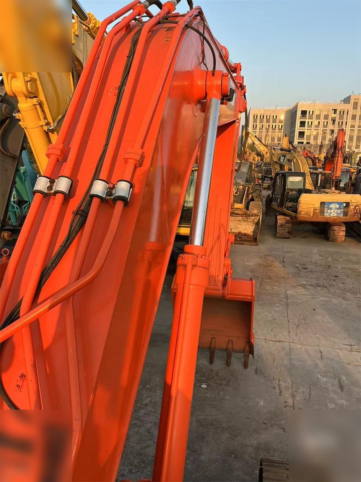 DOOSAN DH300 LC-7 - Kettenbagger: das Bild 5 DOOSAN DH300 LC-7 - Kettenbagger: das Bild 5