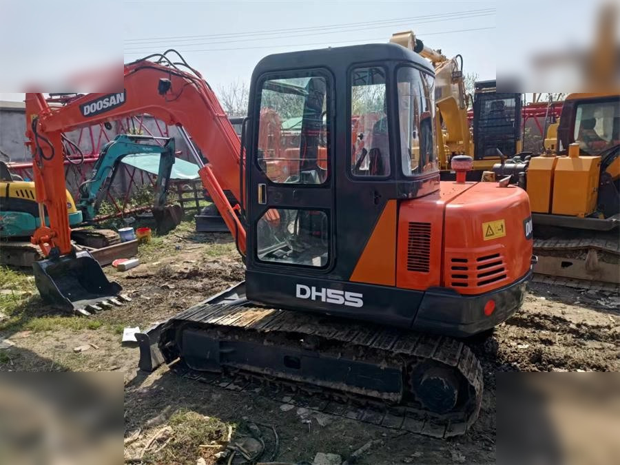 DOOSAN DH55 - Minibagger: das Bild 1 DOOSAN DH55 - Minibagger: das Bild 1