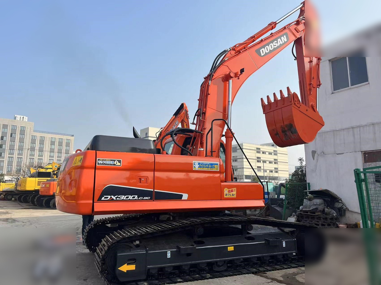 DOOSAN DX300 LC-9C - Kettenbagger: das Bild 4 DOOSAN DX300 LC-9C - Kettenbagger: das Bild 4
