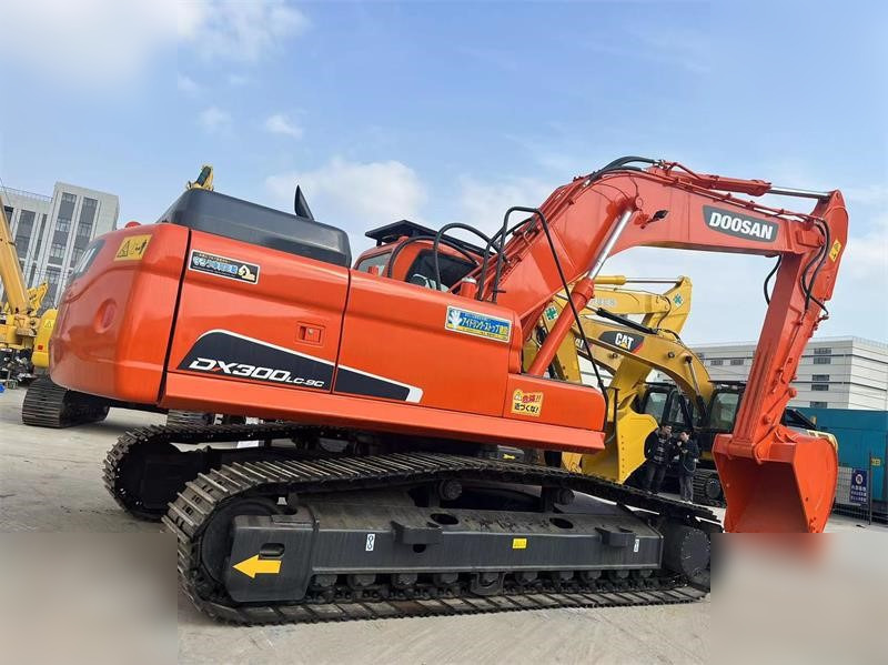 DOOSAN DX300 LC-9C - Kettenbagger: das Bild 1 DOOSAN DX300 LC-9C - Kettenbagger: das Bild 1