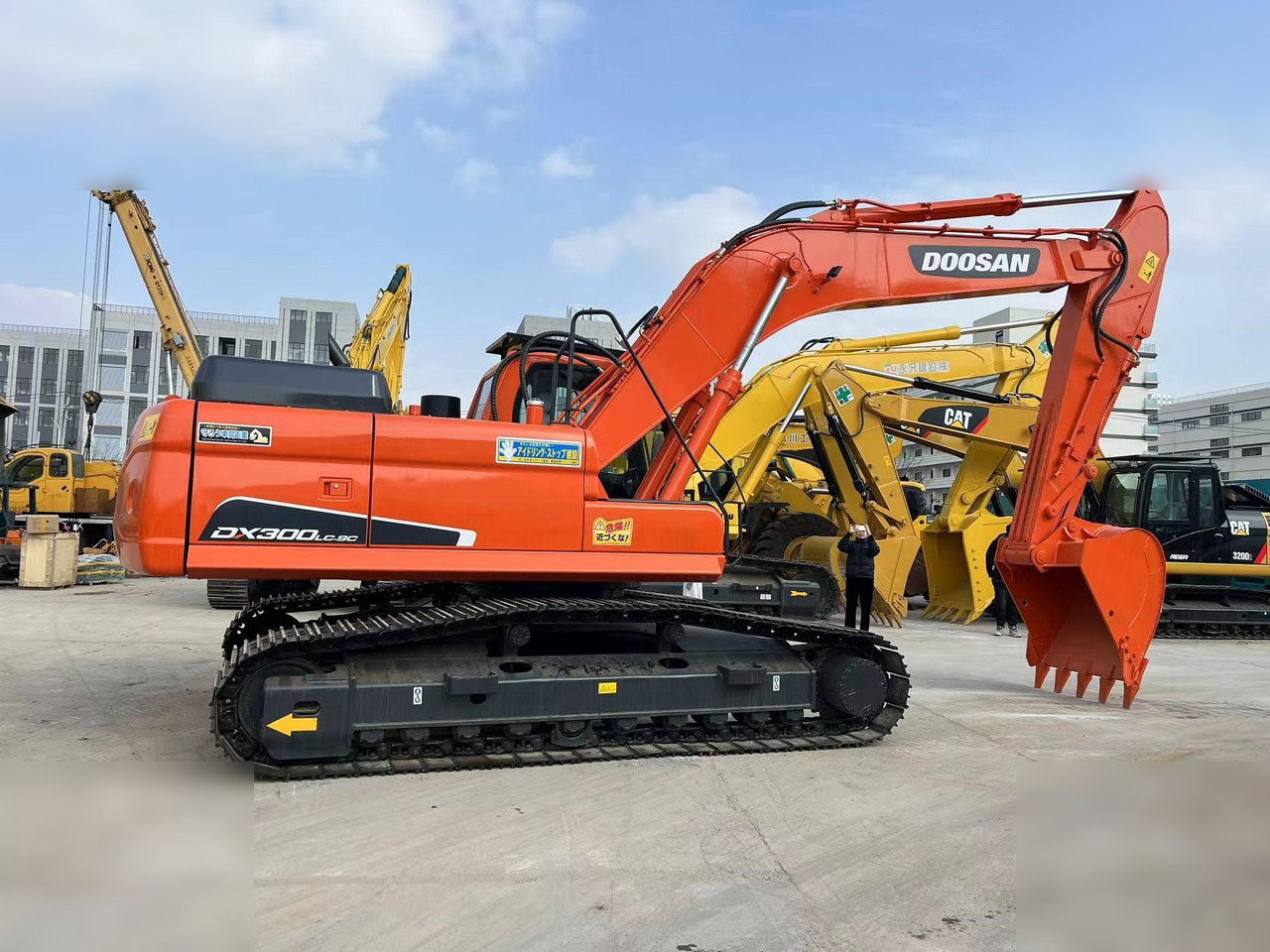 DOOSAN DX300 LC-9C - Kettenbagger: das Bild 2 DOOSAN DX300 LC-9C - Kettenbagger: das Bild 2