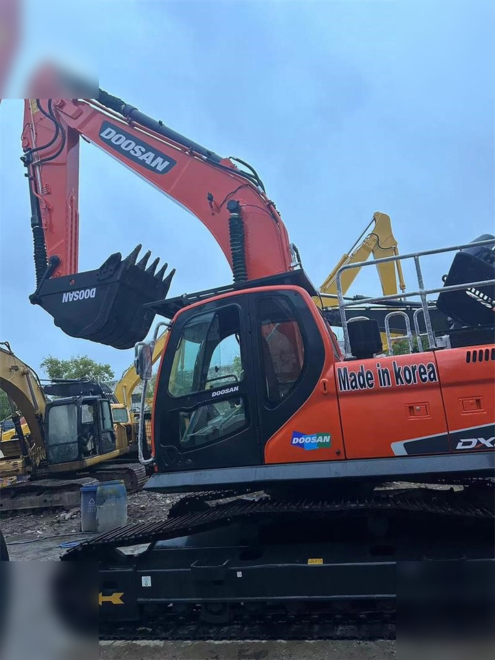 DOOSAN DX300 LC-9C - Kettenbagger: das Bild 2 DOOSAN DX300 LC-9C - Kettenbagger: das Bild 2
