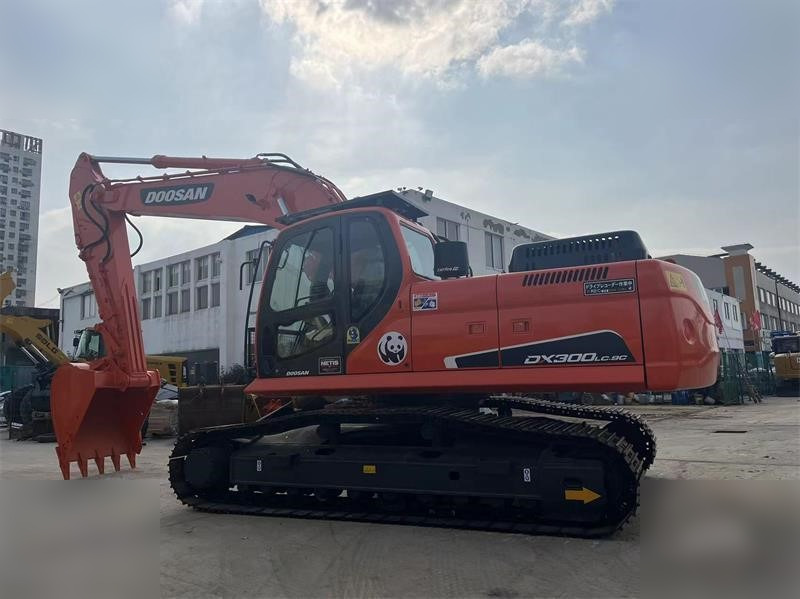 DOOSAN DX300 LC-9C - Kettenbagger: das Bild 2 DOOSAN DX300 LC-9C - Kettenbagger: das Bild 2